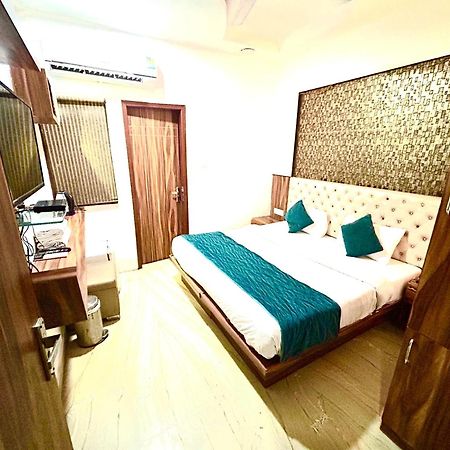 The Tomar Hospitality Hotell New Delhi Eksteriør bilde