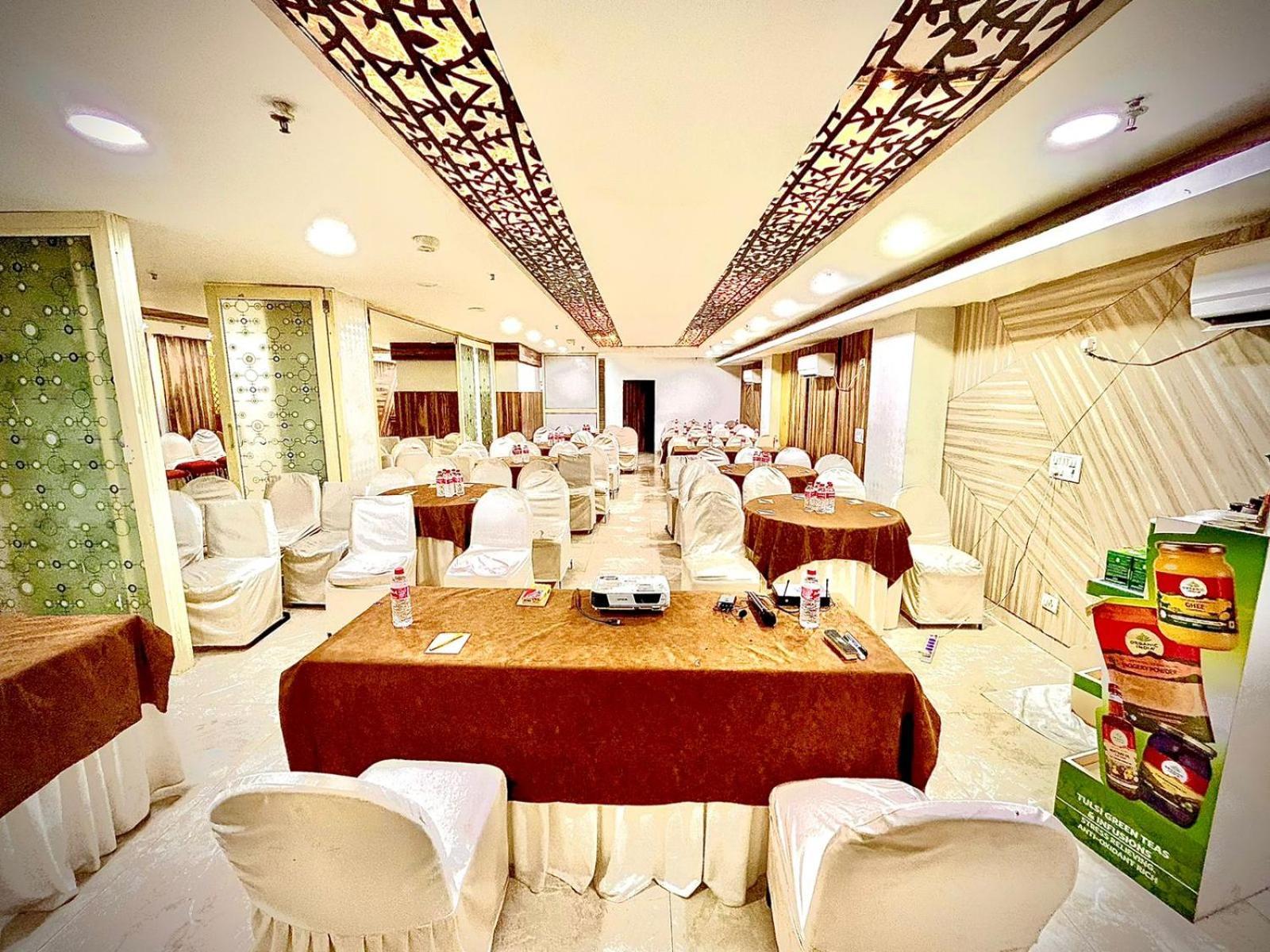 The Tomar Hospitality Hotell New Delhi Eksteriør bilde