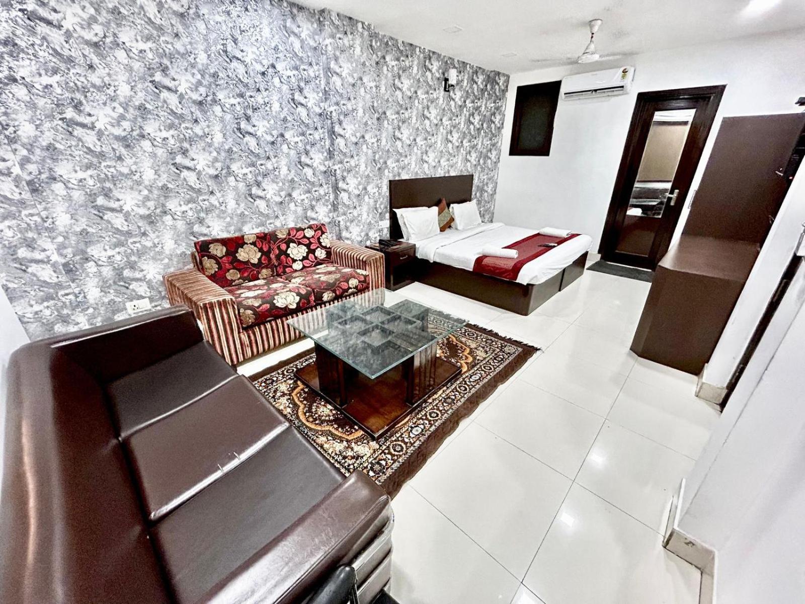 The Tomar Hospitality Hotell New Delhi Eksteriør bilde